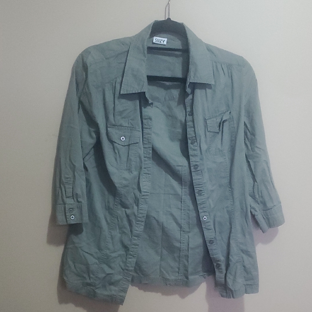 Suzy Sheir Kaki Button-Up Shirt Size Medium